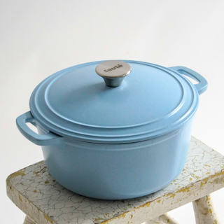 The Cooking Battle: Cast Iron vs. Other Cookware