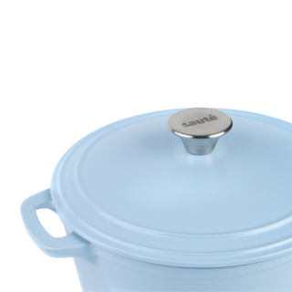 Cast iron dutch oven Azul close up