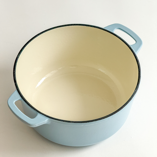 Cast iron dutch oven Azul open lid