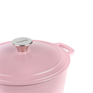 Cast iron dutch oven Rosa close up